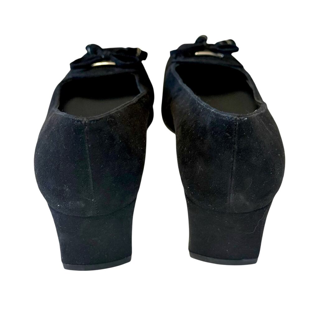 Stuart Weitzman Suede Block Heel Pump w/ Tassels -  Women’s Size 8W - Picture 4 of 7
